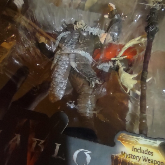 DIABLO IV LANDSLIDE DRUID BY MCFARLANE TOYS - Picture 7 of 8